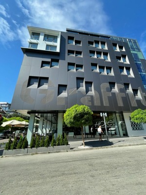 графит хотел изложба Джън-Шан-Жен